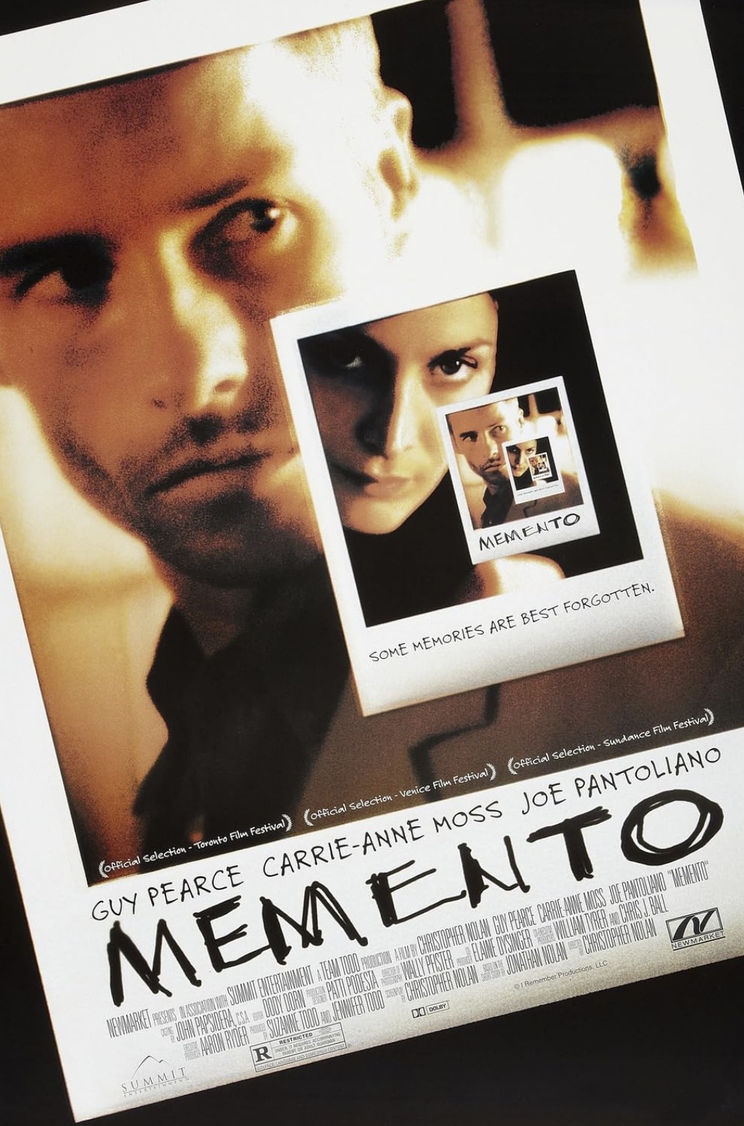دانلود فیلم یادگاری Memento 2000 دانلود فیلم یادگاری Memento 2000 Cover